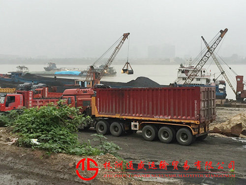 鉛鋅礦運(yùn)輸