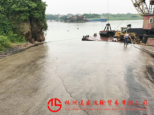 鉛鋅礦運(yùn)輸