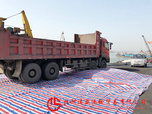 鉛鋅礦運(yùn)輸