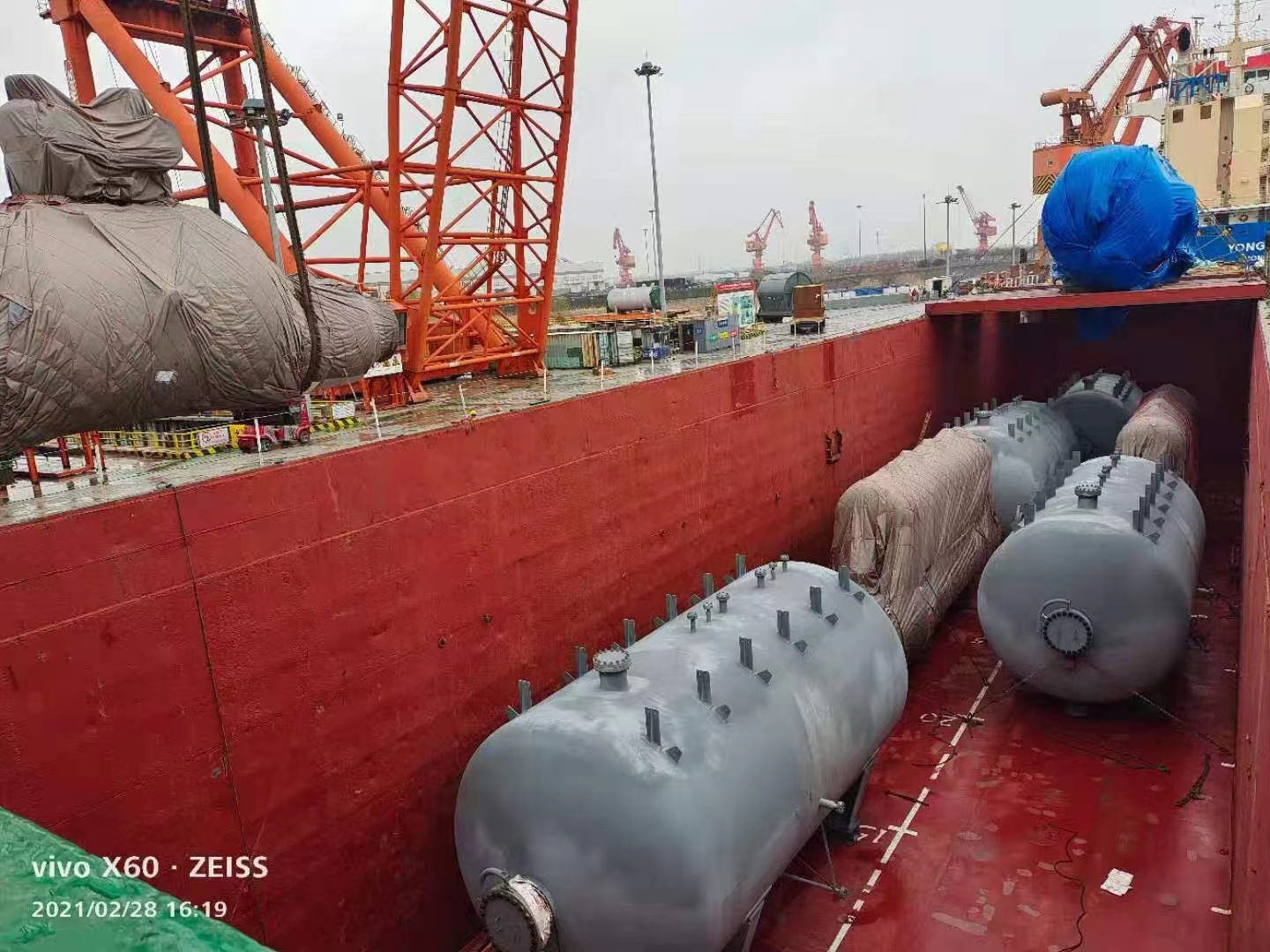 大型設備水陸聯(lián)運