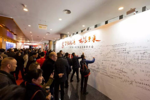 株洲通盛運輸貿(mào)易有限公司,株洲運輸貿(mào)易,船舶代理,建筑裝飾材料,機械設(shè)備配件經(jīng)營